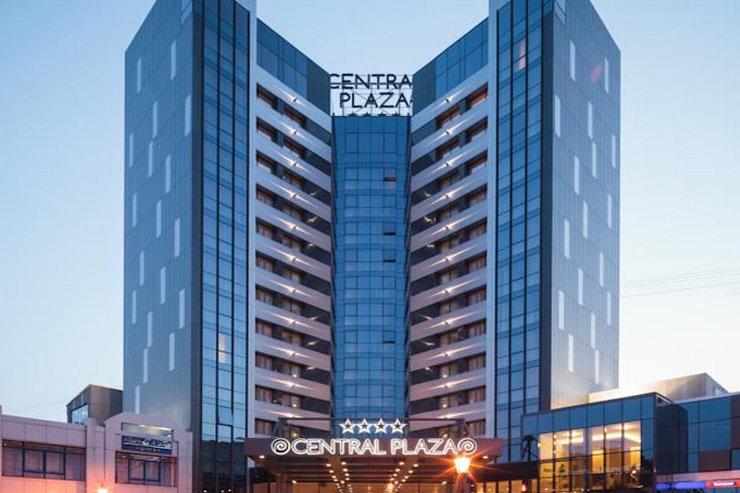 Central Plaza Hotel Piatra Neamt Exterior photo